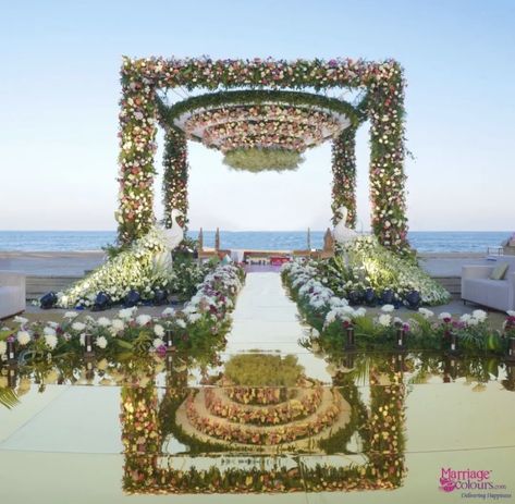 Flower Garland Wedding, Wedding Stage Decor, Wedding Reception Backdrop, Indian Wedding Video, Wedding Stage Design, Mandap Decor, Desi Wedding Decor, Marriage Decoration, Wedding Planning Decor