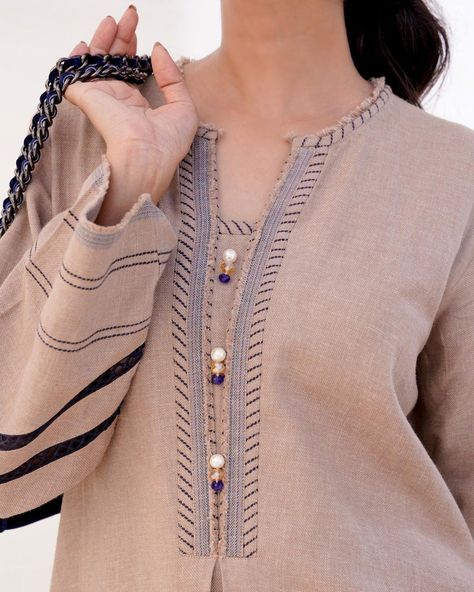 #neckdesign #stylishneckdesign #neck design for kurti, neck design for kameez, #new neck design 2023 Neck Line Design For Kurti, Neckline Designs For Kameez, Gala Ka Design, Neck Design For Kameez, Gala Designs For Kameez, Simple Neck Design, Clothing Design Details, Lawn Shirt Design, Neck Design For Kurti