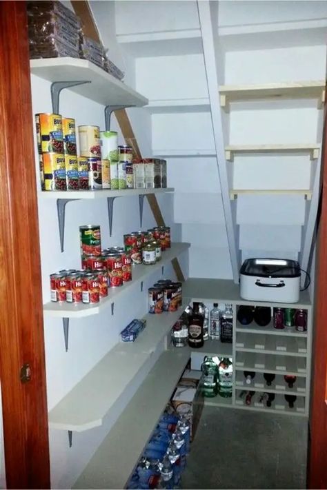 Under Stairs Storage Ideas - Storage Solutions Using Space Under Stairs Basement Pantry, Under Stairs Pantry, Understair Storage, Closet Under Stairs, Space Under Stairs, Basement Stairs Ideas, تحت الدرج, درج السلم, Stairs Ideas