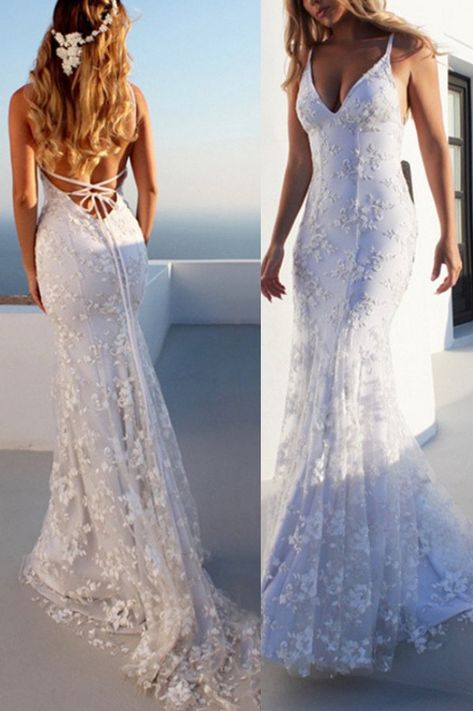 How To Find The Perfect Wedding Dress? Right after you get the ring and answer the question “Will you marry me?” you will instantly start thinking about the wedding dress. This is why before you start worrying that you know nothing about it, read our advice and be confident in your choice! Wedding Dress Tea Length, Boho Bridal Dress, Beach Wedding Dress Boho, Cute Wedding Dress, Lace Beach Wedding Dress, Boho Bridal, White Dresses, Perfect Wedding Dress, Lace Wedding Dress