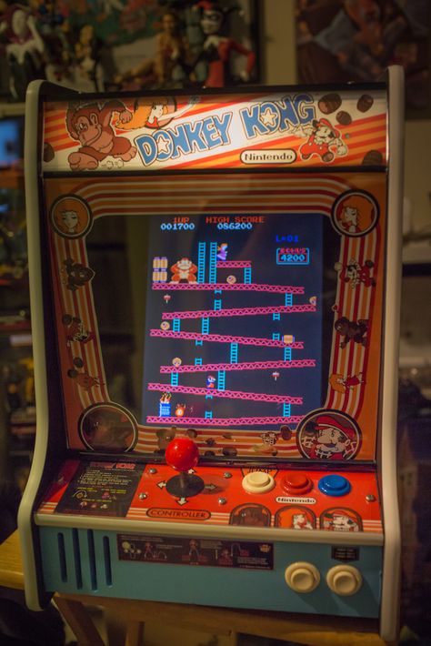 Old Arcade Machines, Donkey Kong Game Retro, Retro Arcade Game Machine, Donkey Kong Aesthetic, Mini Arcade Games, Vintage Arcade Machine, Retro Arcade Aesthetic, 80s Arcade Aesthetic, Donkey Kong Arcade Machine