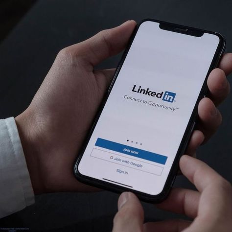 Direct Line of Connect, LLC (Consulting Firm) on Instagram: "HOW TO BUILD ACTIVE CONNECTIONS ON LINKEDIN Connecting with other professionals in your sector or field is one of the key goals of utilizing LinkedIn, which is a professional networking tool. Having a strong network of contacts can lead to new chances for clients, commercial collaborations, and expert guidance. And, here's how you can do that. Please give us a like or share with someone today! Catch up on all our posts by turning Seo Quotes, Seo Audit, Professional Networking, Seo Ranking, Social Media Poster, Google Search Results, Consulting Firms, Seo Website, Seo Agency