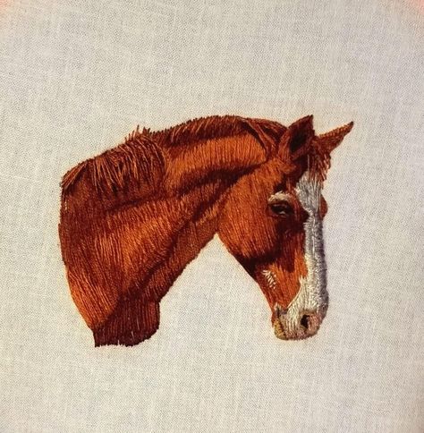 Horse Embroidery Designs, Embroidery Horse, Horse Embroidery, Embroidered Horse, Stitch Art, Paint Ideas, Cross Stitch Art, Diy Fashion, Hand Embroidery