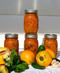 Yellow Tomatoes Recipes, Yellow Tomato Salsa, Tomato Salsa Canning, Canned Tomato Recipes, Canned Salsa Recipes, Salsa Canning Recipes, Canning Tomatoes Recipes, Tomato Salsa Recipe, Tomatoes Recipes