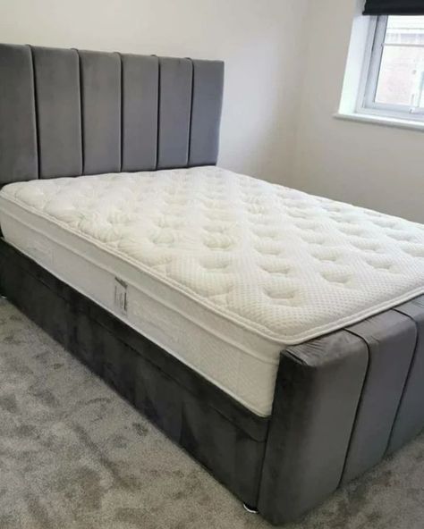 We deal with all types of furniture all over the United Kingdom. we can delivered within 2 days What's app for quick order and details https://wa.me/+447598982755 ▪️Home Delivery Service ▪️Cash on Delivery ▪️Warranty ▪️Brand New Product ▪️Factory sealed product. ▪️More Colors available Inbox to see more colors and designs. Feel free to PM me❤️ #bedroomdesign #bedroomdecor #bedroomgoal Somier Cama Ideas, Rose Gold Room Decor, Simple Bed Designs, Bedroom Ideas For Small Rooms Cozy, Luxury Sofa Living Room, Classy Bedroom, Sofa Bed Design, Modern Luxury Bedroom, Bed Furniture Design