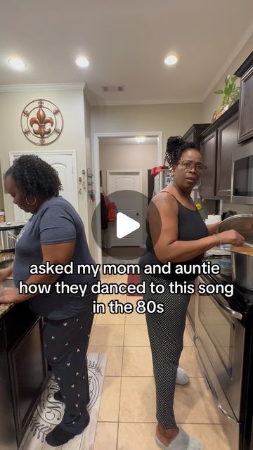 Fool In Love Fest on Instagram: "she wasn’t having it til that muscle memory kicked in 😂💃🔉 happy mother’s day 🤎  tiktok: nbpres" Have Great Weekend, Women Humor Hilarious, Age Humor, Old Lady Humor Friends, Monday Again Humor, Love Humor, Moms Be Like, Humor Hilarious, Morning Funny