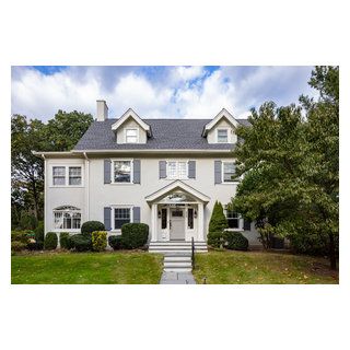 Modernized Center Hall Colonial - Transitional - Exterior - New York - by RTH Building Company | Houzz Center Hall Colonial Remodel, Center Hall Colonial Entryway, Colonial Entryway, Colonial Remodel, Center Hall Colonial, Transitional Exterior, Building Company, Building Companies, Home Reno