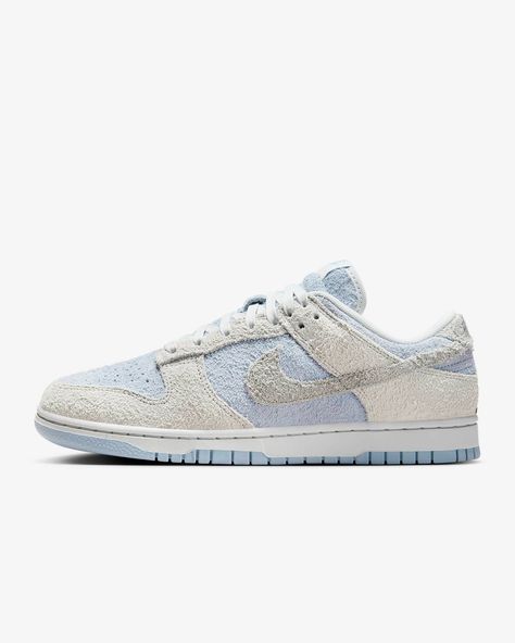 Nike Dunk Low Women's Shoes. Nike.com Grey Dunks, Basketball Icon, Nike Store, Nike Dunk Low, Dunk Low, Shoes Nike, Nike Dunk, Nike Dunks, Grey Fashion