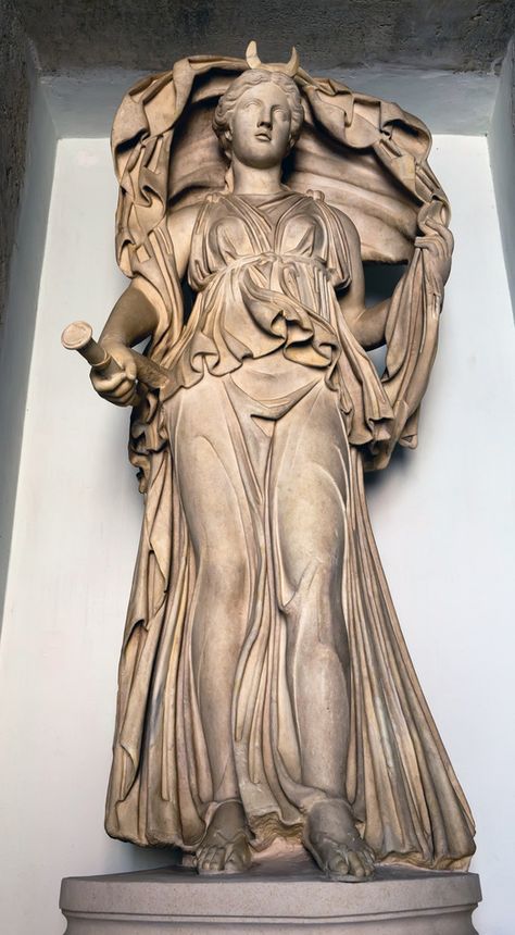 Sui Generis — Statue of Selene (Roman Luna), goddess of the... Selene Goddess Of The Moon Statue, Luna Roman Goddess, Moon Goddess Statue, Selena Goddess Of The Moon, Selene Statue, Luna Goddess Of The Moon, Lady Selene, Selene Tattoo, Hekate Statue