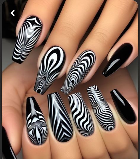 Negative Space Nail Designs, Optical Illusion Nails, White Spring Nails, Parker Core, Black And White Nail Design, White Nail Design, Black And White Nail, Black And White Nail Designs, Black And White Nail Art