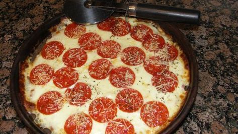 Hamburger Crust Pizza, Hamburger With Egg, Hamburger Pizza, Egg Pizza, Zero Carb, Crust Pizza, Herb Seasoning, Carb Meals, High Protein Low Carb