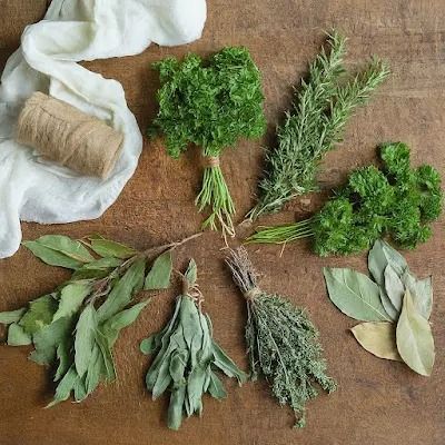 Make Your Own Bouquet Garni Bouquet Garni Recipe, Make Your Own Bouquet, French Bouquet, Creole Spice, Dried Bay Leaves, Homemade Sloppy Joes, Sage Butter, Types Of Herbs, Seed Catalogs