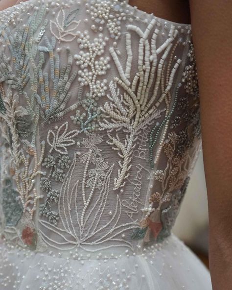 Hermione de Paula Atelier • Wedding • Bridal • Evening • Party (@hermionedepaula) • Instagram photos and videos Wedding Planning Details, Mexican Beach, Desert Fox, Party Reception, Magic Dress, Western Wedding Dresses, Embroidered Wedding Dress, Ocean Wedding, Wedding Charm