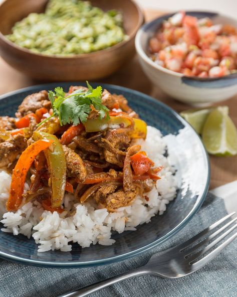 Chicken Fajita Stir Fry with Jasmine Rice – Grain Trust Fajita Stir Fry, Honey Buzzard, Jasmine Rice Recipes, Chicken Fajitas Crockpot, Steak Stir Fry, Chicken Over Rice, Asian Noodle Recipes, Stir Fry Rice, Vegetable Recipe