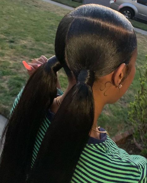 Cheap Great Virgin Human Wigs🔥 on Instagram: “Two ponytails with side part 🥰 Who would like this ?😍 Comment you like one or two ponytails? 🙌🏽💓 . . #repost #twoponytails…” Two Ponytail Hairstyles, Tan Skin Blonde Hair, Two Ponytails, Weave Ponytail Hairstyles, Sleek Ponytail Hairstyles, Weave Ponytail, Black Ponytail Hairstyles, Human Wigs, Braided Ponytail Hairstyles