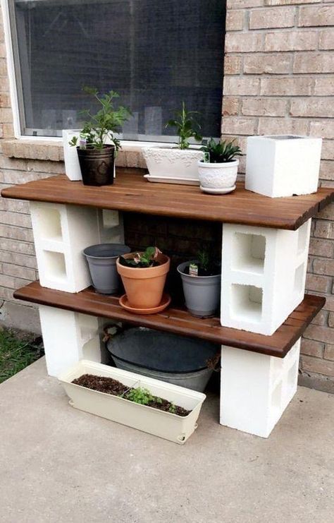 Outdoor Shelf Ideas, Diy Outdoor Shelf, Outdoor Shelf, Outdoor Shelves, Back Deck Decorating, Small Deck Decorating Ideas, Garden Decor Projects, Deck Decorating Ideas, Vintage Garden Decor