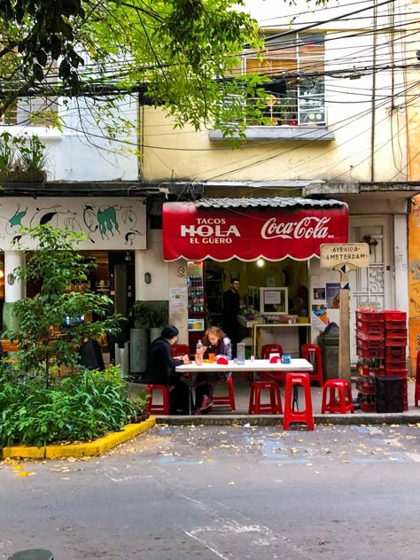 City Of Mexico, Travel Mexico City, Mexico City Streets, Mexico City Photoshoot, Old Mexico Aesthetic, Mexico Streets, Mexico City Photography, Mexico City Aesthetic, Summer In Mexico