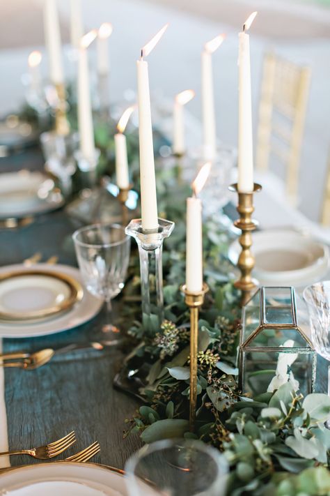 Wedding Candles Table, Rustic Elegant Wedding, Elegant Wedding Inspiration, Christmas Weddings, Elegant Centerpieces, Theme Parties, Wedding Mood, Happy Wedding, Rustic Elegance