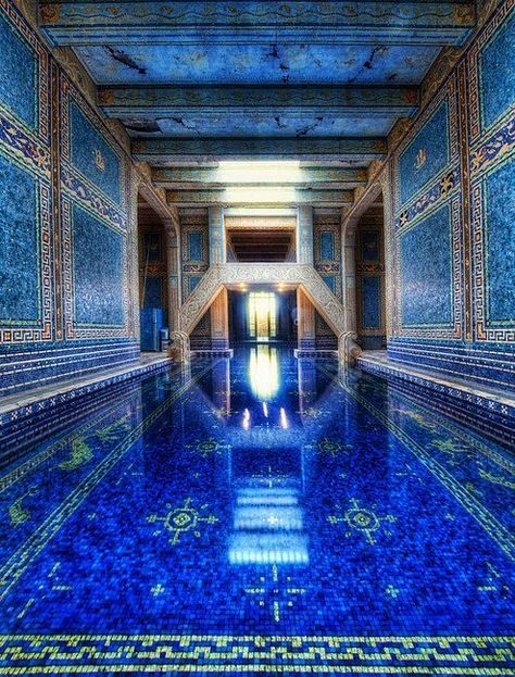 Turkish Bath...Can girls go here??? Guys always get all the good stuff !! Hearst Castle California, Roman Pool, Pool Indoor, Piscina Interior, Indoor Pools, Indoor Swimming Pool, San Simeon, Hearst Castle, Blue Pool