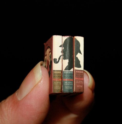 Novel Book, V27 DOLLHOUSE Miniatures sherlok Holmes Artisan Handmade Miniature Books, 12th Scale Cosediunaltromondo Italy - Etsy Adventure Book, Miniature Books, Handmade Miniatures, Mini Things, Handmade Books, Handmade Artisan, Stop Motion, Collectible Dolls, Print Images