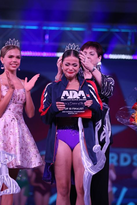 Starpower Dance Competition, Dance Goals Aesthetic, Dance Comp Pictures, Winning Dance Competition, Dance Competition Awards, Dance Aesthetic Competition, Dance Competition Photos, Dance Awards Aesthetic, Ballet Competition Aesthetic