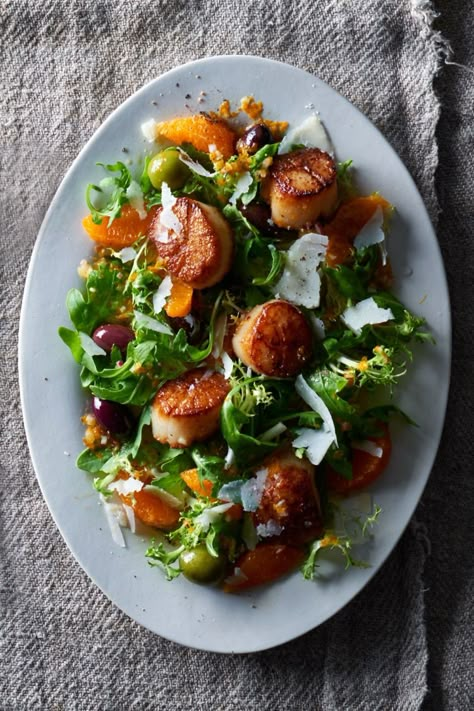 Scallop Salad, Scallops Salad, Arugula Salad Recipes, Seared Scallops, Scallop Recipes, Pescatarian Recipes, Scallops Seared, Arugula Salad, Light Dinner