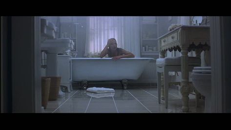 always loved the house in "what lies beneath"....lovely bathroom....love that makeup desk What Lies Beneath Movie, New England Bathroom, Harrison Ford Movies, Fall Movies, Movie Houses, Luxury Living Rooms, Dream Boards, Movie Decor, Dream Bath