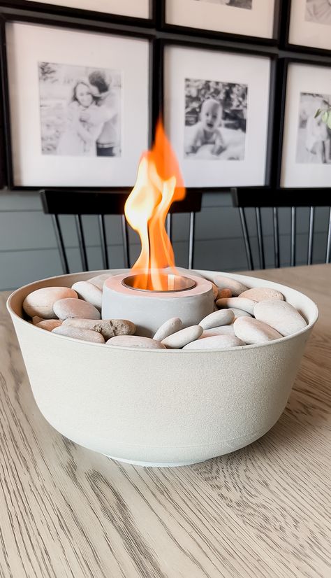 Diy Table Top Fire Pit, Outdoor Fire Bowl, Tabletop Fire Bowl, Diy Tabletop, Diy Outdoor Fireplace, Tabletop Fireplaces, Modern Farmhouse Diy, Diy Table Top, Outdoor Table Tops