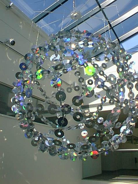 CD Chandelier Cd Chandelier, Cd Recycle, Earth Day Theme, Old Cd Crafts, Recycled Cds, Old Cd, Old Cds, Ozone Layer, Cd Crafts