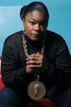 Roxanne Shante, Outfit 80s, Rap Legends, History Of Hip Hop, School Swag, Rapper Delight, Old School Hip Hop, Women Poetry, Hip Hop Classics