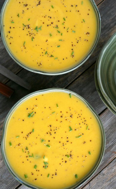 Carrot-Parsnip Ginger-Lime Soup via @cmpollak1 Carrot And Parsnip Soup, Carrot Parsnip, Lime Soup, Parsnip Recipes, Soup Maker Recipes, Parsnip Soup, Soup Maker, Vegan Soups, Easy Soups