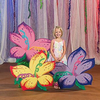 Weird Animals Vbs, Flower Props, Theme Carnaval, Stage Props, Board Decoration, Jungle Theme, Stage Decorations, Luau Party, Paper Crafts Diy Kids