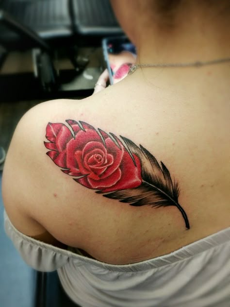 Rose and feather tattoo by Joe Dillon Rose And Feather Tattoo, Feather Tattoo Colour, Feather Tattoo Meaning, Indian Feather Tattoos, Native Tattoos, Realistic Tattoo Sleeve, Feather Tattoo Design, New Tattoo Designs, About Rose