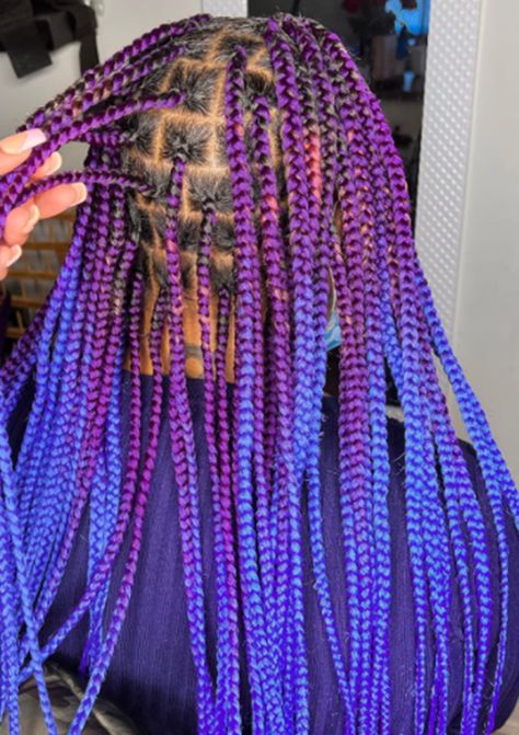 Purple And Blue Colored Trendy Knotless Braids Lilac Knotless Braids, Purple And Blue Braids, Blue And Purple Braids, Knotless Braids With Color, Braids With Color, Blue Box Braids, Blue Braids, Colored Box Braids, Purple Braids