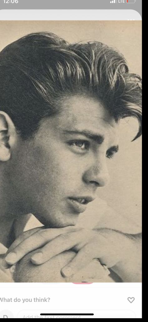 1960s Mens Hair, 60s Mens Hair, 50s Mens Hair, Fabian Forte, 1950s Mens Hairstyles, 1950 Hair, Vintage Hairstyles For Men, Medium Hairstyles With Bangs, 50s Hairstyles Men