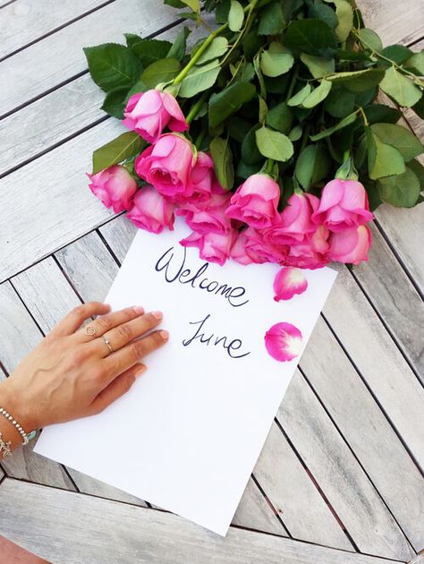 Welcome June Images, June Images, New Month Greetings, Invitations Aesthetic, Welcome January, Best Encouraging Quotes, June Quotes, June Month, Welcome June