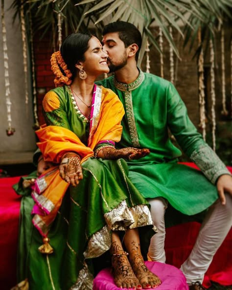 Mehendi Outfit For Groom, Mehandi Outfit Ideas, Mehendi Bridal Outfit, Mehndi Outfit Bridal, Mehendi Ceremony Outfits, Mehndi Photoshoot, Mehendi Photoshoot, Outfit For Groom, Mehendi Outfits For Bride