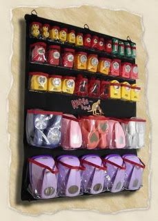 Scrapbook Storage Ideas, Paper Punch Storage, Craft Organization Ideas, Craft Room Organisation, Sewing Craft Room Ideas, Scrapbooking Storage, Punch Storage, Craftroom Ideas, Scrapbook Rooms