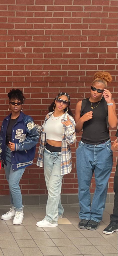 Salt And Pepper Outfits 90s, Hip Hop Day Spirit Week, 2000s Fashion Outfits Spirit Week, Throwback Outfits 90s Black Women, 90s Cookout Outfit, Cute Decades Day Spirit Week, 90s Themed Outfits Black Women, 90s 2000s Fashion Hip Hop, Tupac Outfits 90s Women