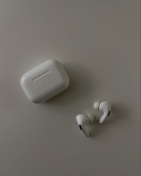 Apple Airpods Aesthetic, Airpods 3rd Gen Aesthetic, Airpod Pro Aesthetic, Air Pods Aesthetic, Airpod Aesthetic, Airpods Pro Aesthetic, Airpods In Ear, Fake Airpods, Earphones Aesthetic