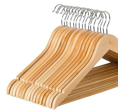 Pants Hanger Ideas, Clothes Minimalist, Wood Coat Hanger, Best Hangers, Hanging Pants, Organize Closet, How To Organize Your Closet, Organize Clothes, Pants Hanger