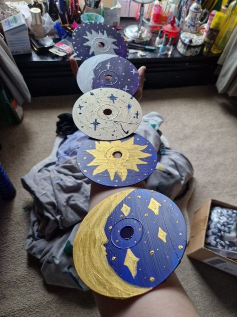 Space Room Decor Aesthetic, Diy Sun And Moon Decor, Space Aesthetic Room Ideas, Moon And Sun Decor, Celestial Room Decor Diy, Space Core Room, Celestial Themed Room, Sun And Moon Room Decor, Spacecore Room