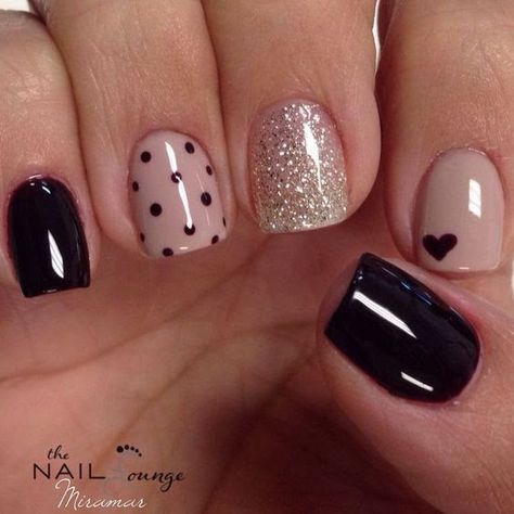 New Nail Designs, Nail Designs Valentines, Pretty Nail Designs, Pretty Nail Art Designs, Dots Nails, Super Nails, Black Nail Designs, Trendy Nail Design, Pretty Nail Art