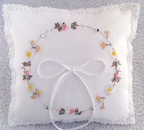 Embroidered Ring Pillow, Embroidered Ring Bearer Pillow, Embroidered Ring, Ring Pillow Lace, Cream Pillow Covers, Wedding Cushion, Ribbon Ring, Wedding Pillow, Ring Pillows