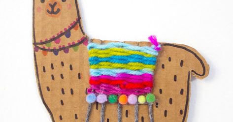 Llama Weaving Craft, Peru Art Projects For Kids, Peru Crafts For Kids, Llama Weaving, Llama Template, Easy Weaving, Stripey Socks, Llama Art, Weaving Craft