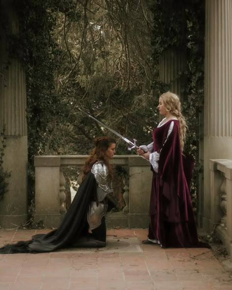 Knight And King Pose, Wlw Knight And Princess Aesthetic, Princess X Female Knight, King And Knight Pose Reference, Lesbian Knight And Princess Aesthetic, Fantasy Wlw Aesthetic, Knight And Princess Pose, Sapphic Knight And Princess, Wlw Knight And Princess