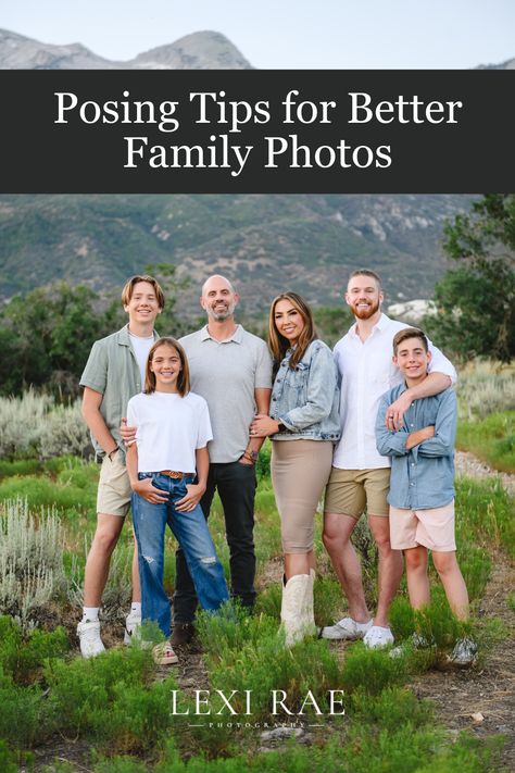 #utahfamilyphotographer #posingfamilyphotos #loveyourfamilyphotos #familyphotographer Large Family Photo Shoot Ideas, Large Family Pictures, Large Family Portraits, Large Family Poses, Large Family Photos, Family Portrait Poses, Family Of 6, Family Picture Poses, Utah Family Photographer