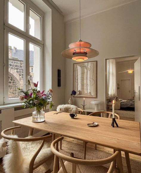 Copenhagen Decor Home, Scandi Apartment Aesthetic, Copenhagen Style Home, Copenhagen Style Apartment, Copenhagen Appartement, Copenhagen Apartment Aesthetic, Copenhagen Room Aesthetic, Copenhagen Apartment, Aesthetic Interior