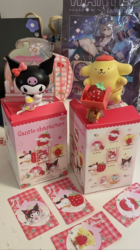 Miniso Sanrio Figures, Sanrio Figures, Hello Kitty Crafts, Blind Boxes, V Cute, Hello Kitty Art, Hello Kitty Friends, Vinyl Toys, Birthday Board