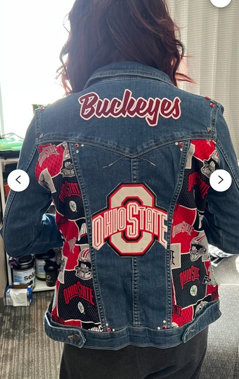 Homecoming Pants, Jean Jacket Ideas, Customized Clothes, Upcycled Denim Jacket, 2025 Goals, Football Game Outfit, Cute Sewing Projects, Game Outfit, Jacket Ideas